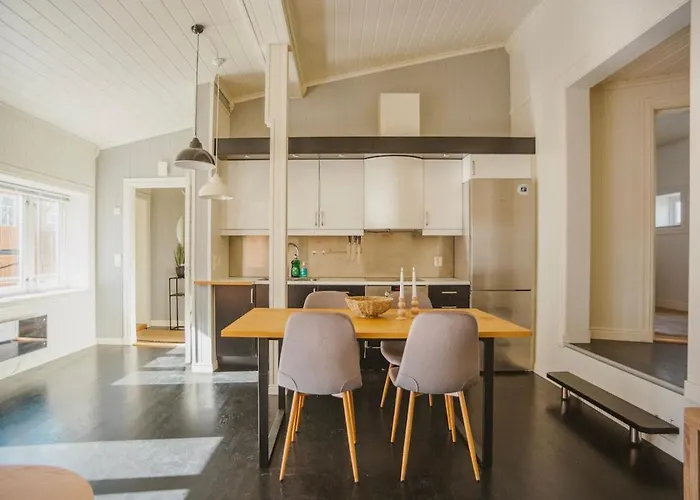 Sjogata Apartment